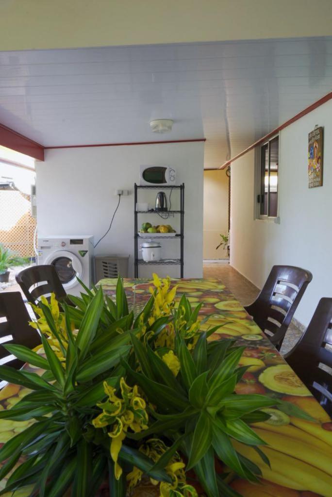 Lemon House Hotell Maroe Eksteriør bilde